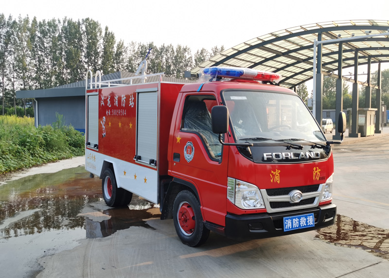 3吨水罐消防车