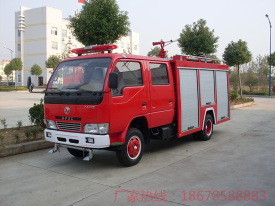 小型消防车的散热器如何维修