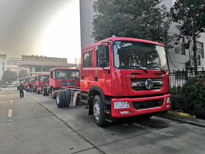 BB贝博艾弗森官方网站天锦8吨消防车